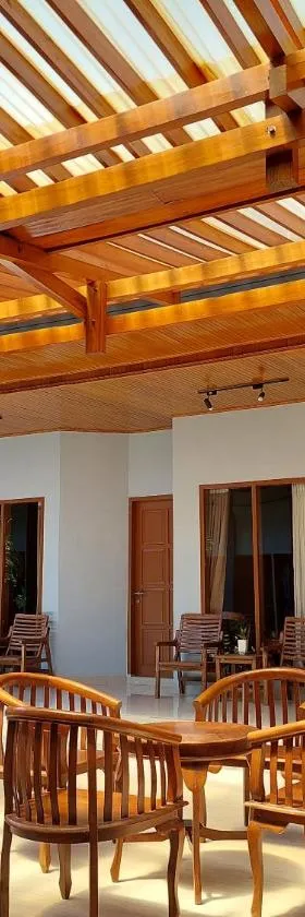 OASIS HOTEL，位于Ampana的酒店