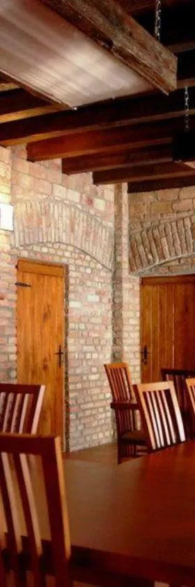 Trzy Dęby，位于Dębogóra的酒店