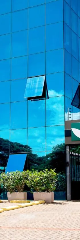 Hotel Plaza Garden，位于卡斯卡韦尔的酒店