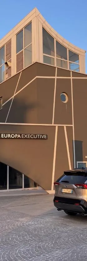 Hotel Europa Belluno，位于贝卢诺的酒店