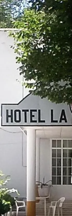 HOSTAL LA CAÑADA RUIDERA，位于奥萨德蒙铁尔的酒店
