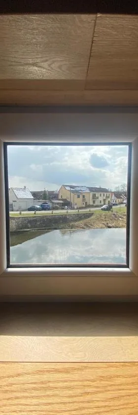 Apartmán U Splavu Putim，位于Putím的酒店