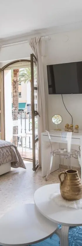 Apartamento Plaza de la Laguna by Dulce，位于阿亚蒙特的酒店