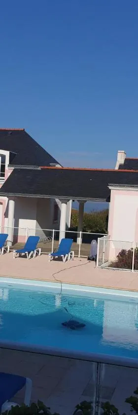 Locations LOC'MARIA - Location Professionnelle，位于洛克马里亚的酒店