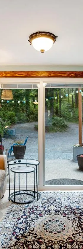 Diamond Sunset Hideaway，位于Madrona Beach的酒店