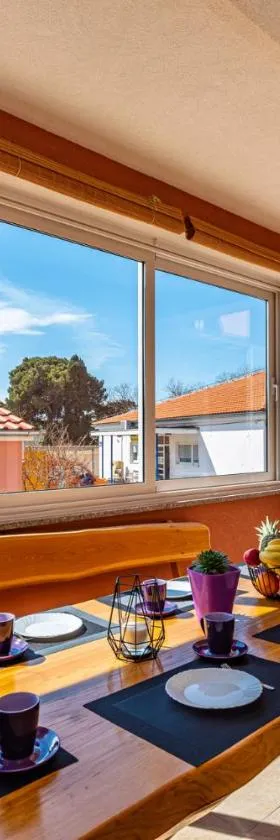 Apartment Nekić Posedarje，位于珀塞达耶的酒店