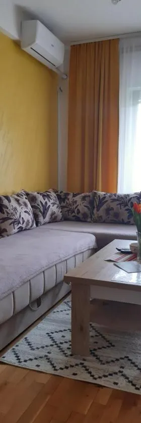 APARTMAN LALA，位于福查的酒店