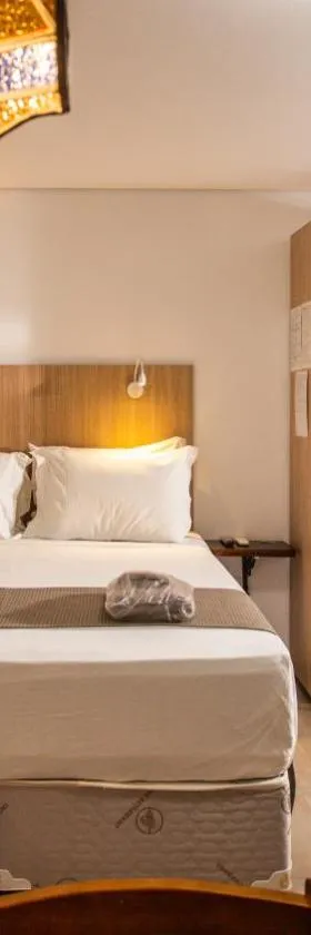 Hotel Chalet Monet - Granja Vianna，位于科蒂亚的酒店