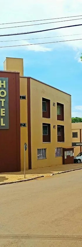 HOTEL SAYMON，位于Cafelândia的酒店
