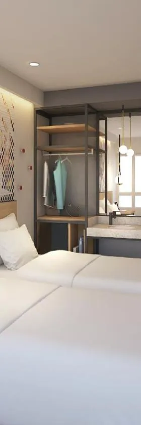 Go Hotels Plus Naga，位于那牙的酒店