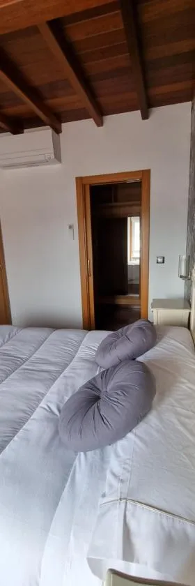 Apartamentos Turísticos Betanzos，位于贝坦索斯的酒店