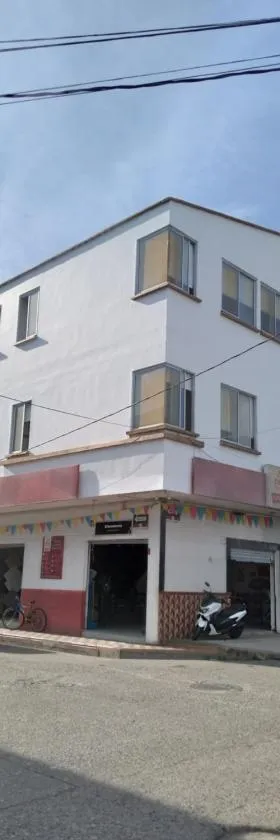 HOTEL DORADO PUERTO BERRIO，位于Puerto Berrío的酒店