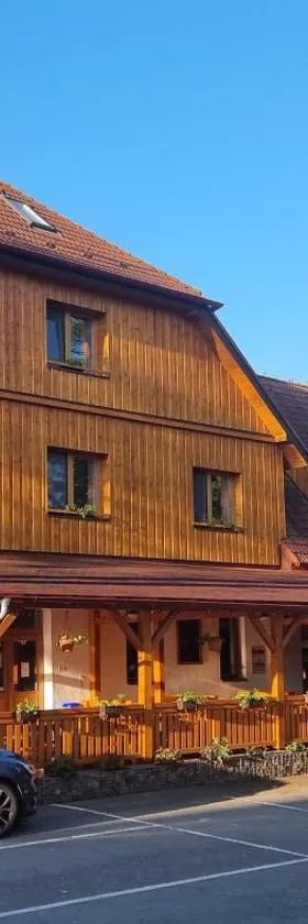Balónový hotel a pivovar Radešín，位于Radešín的酒店