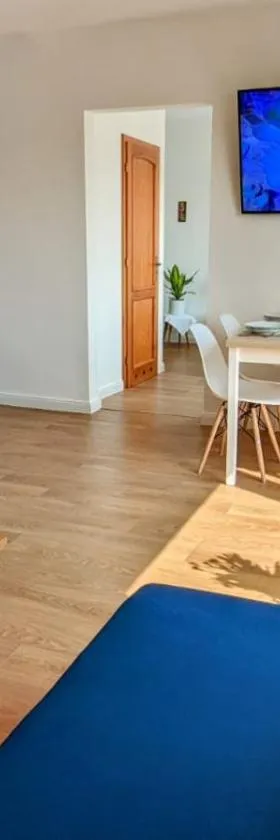 Słoneczna Przystań - Apartament，位于Szczedrzyk的酒店