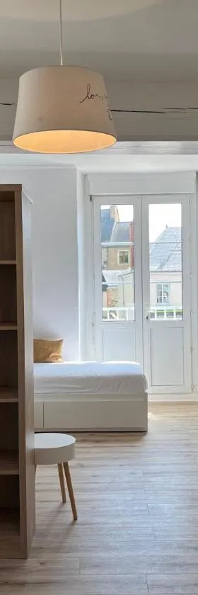 Appart'hôtel La Suze sur Sarthe，位于萨尔特河畔拉叙兹的酒店