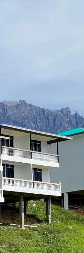 JR RESORT，位于拉瑙的酒店