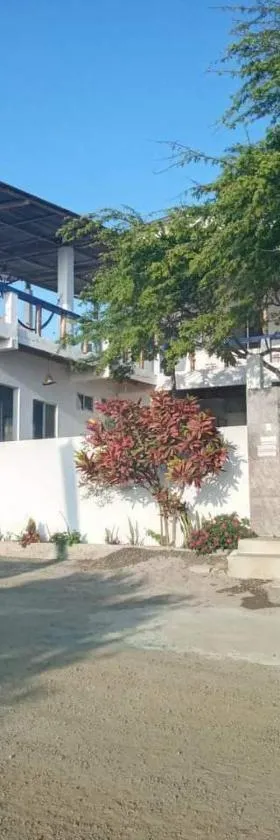 Hospedaje Algarrobo Machalilla，位于马查利亚的酒店
