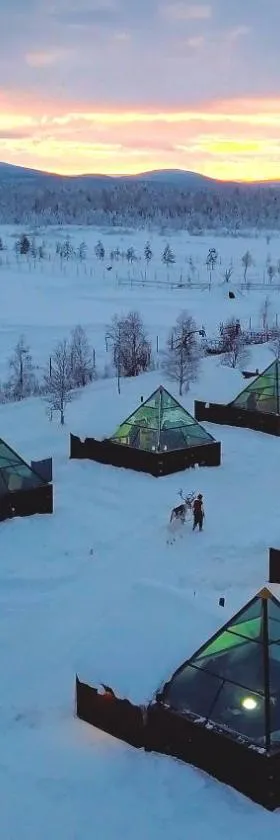 Aurora Pyramid Glass Igloos，位于列维的酒店