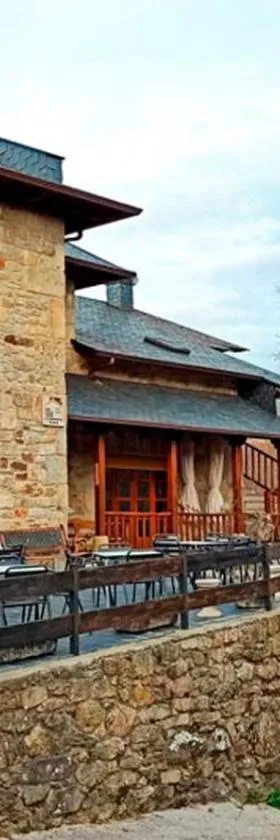Hotel Rural La Casa de Irene，位于Lubián的酒店