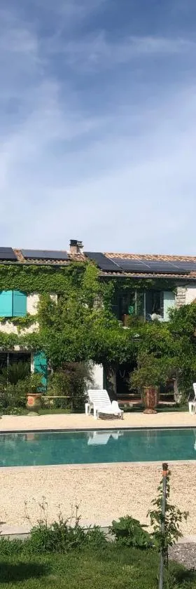 Mas de la Croix，位于Saint-Christol-lès-Alès的酒店