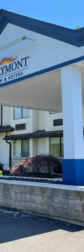 布兰福德/纽黑文贝蒙特旅馆套房酒店，位于布兰福德的酒店