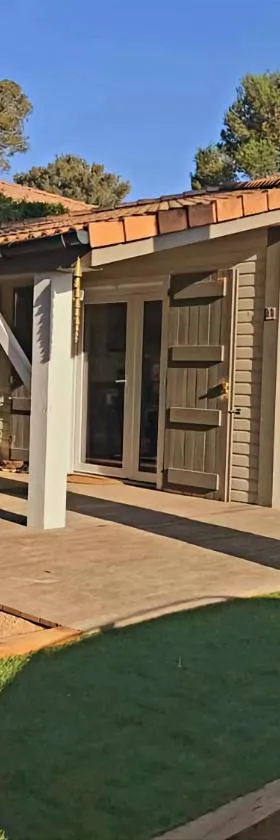 Côte d'Azur Gassin Villa Cottage l'Abris-Côtier，位于加桑的酒店
