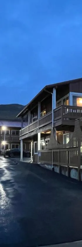 卡尤卡思比奇沃克旅馆，位于卡幽卡思的酒店