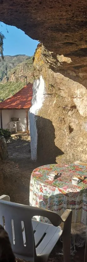 Suite Zen y Cueva Refugio，位于Tenteniguada的酒店