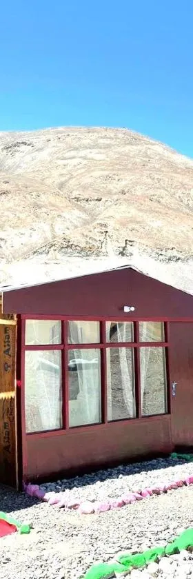 Pangong Delight Camps and Cottages，位于斯潘格米克的酒店