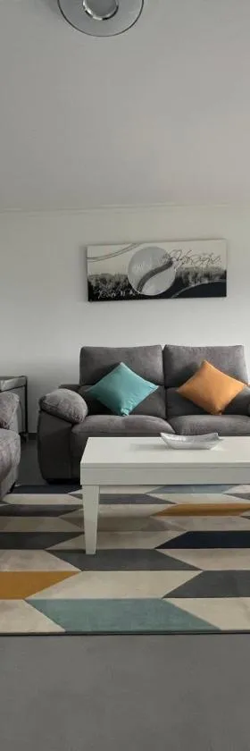 Apartamentos María de Lucía-Piso 2º，位于Arou的酒店