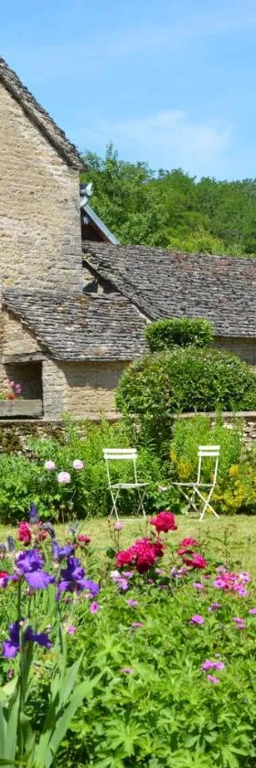 La ferme aux glycines，位于Aillevans的酒店