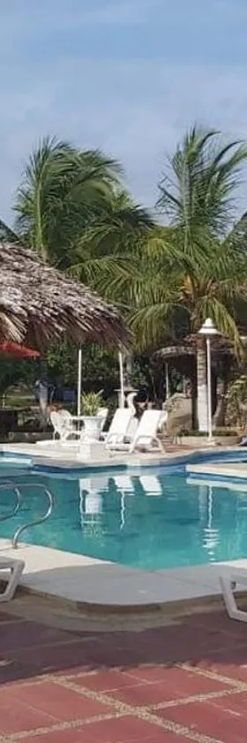 Eco-Hotel Villa Elina，位于里奥阿查的酒店