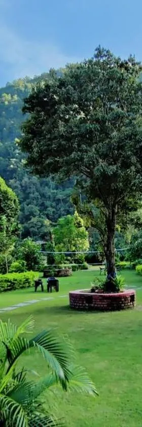 Maatre Yoga Retreat，位于Marchula的酒店