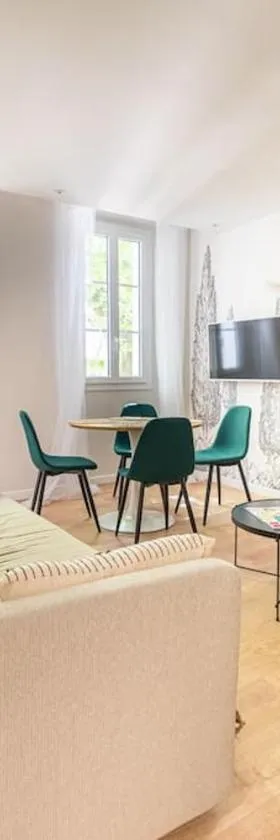 Le Casa-blanca Magnifique Appartement chic&cosy，位于科洛布里埃的酒店