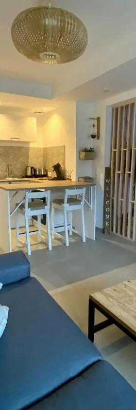 Le gîte de campagnette avec son jacuzzi privatif，位于Saint-Martin-Choquel的酒店