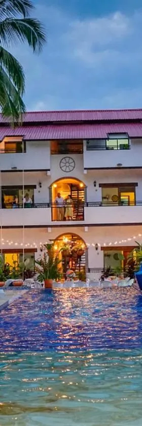 Honda Colonial Magdalena Resort，位于亨达的酒店