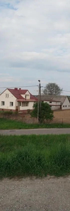 dom wakacyjny，位于Żabno的酒店