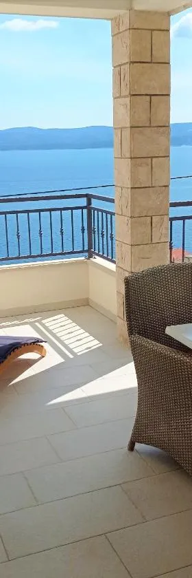 Apartments Mirko，位于麦米科的酒店