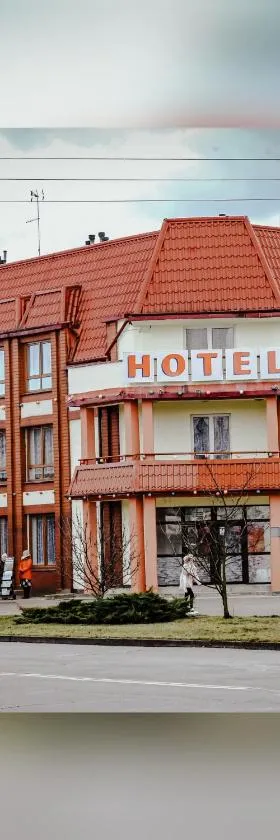 HOTEL RADOMSKO，位于拉多姆斯科的酒店