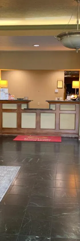 Econo Lodge，位于卫斯理堂的酒店