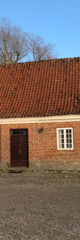 Ferielejlighed i herregårdsmiljø，位于Hornsyld的酒店