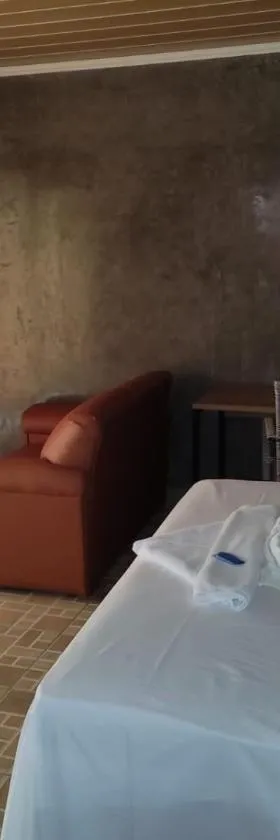 HOTEL VITORIA REGIA，位于Engenheiro Beltrão的酒店
