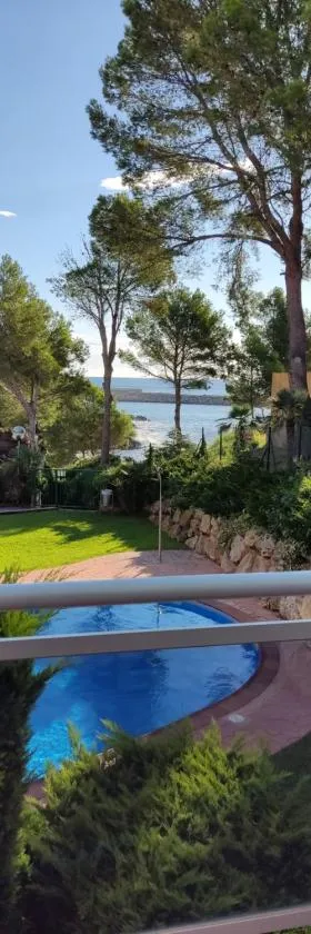 Paraíso en Cala Llobeta，位于卡拉法特的酒店