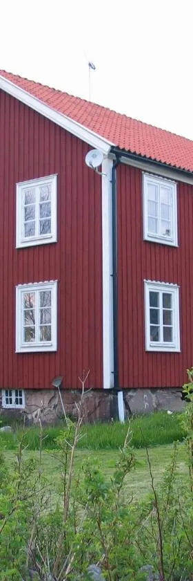 Spjutsbygds Gårds Bed and Breakfast，位于Rödeby的酒店