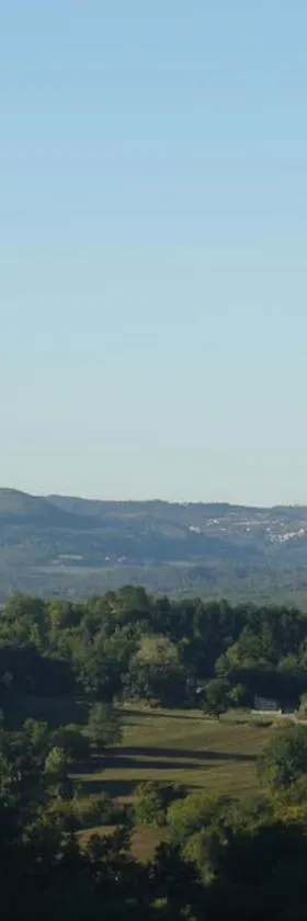 Provence Forcalquier Gîte du Paradis，位于福卡尔基耶的酒店