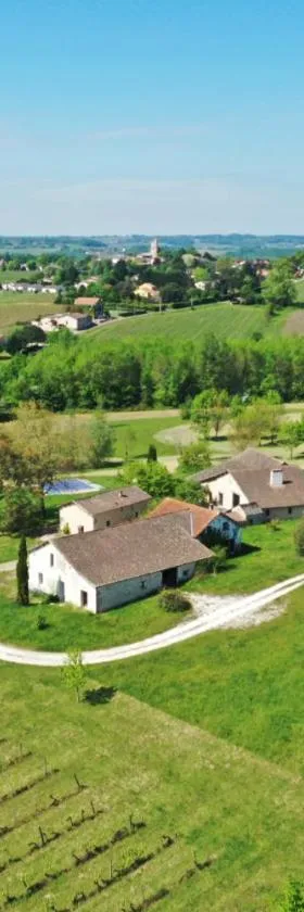 Domaine de la Borie Blanche- Pomport Monbazillac - Gîtes 1ch, 2ch et 3ch，位于Pomport的酒店