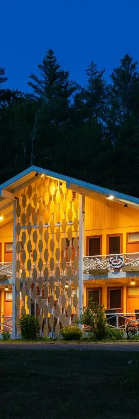 Snowdon Chalet Motel，位于Londonderry的酒店