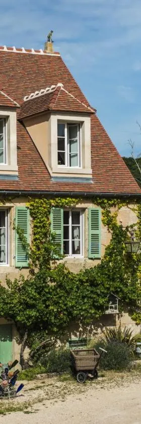 Le Domaine des Carriers - Gites，位于Chevroches的酒店