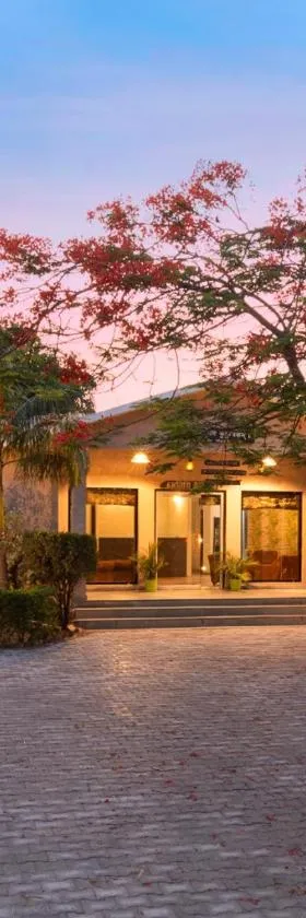 Click Resort Corbett Tiger Den，位于兰纳加的酒店