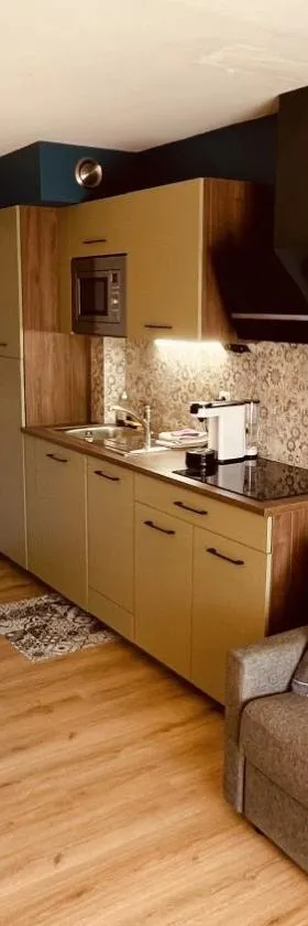 Studio sur le Domaine du Golf de Pont Royal，位于马莱莫尔的酒店